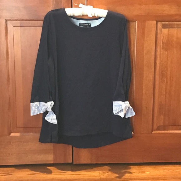 Brooke shields shirt with bow end sleeves - Picture 1 of 6